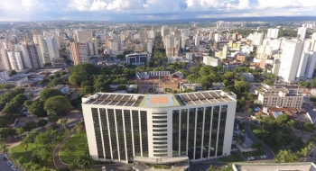Governo de Goiás antecipa pagamento de servidores e injeta R$ 1,64 bilhão na economia